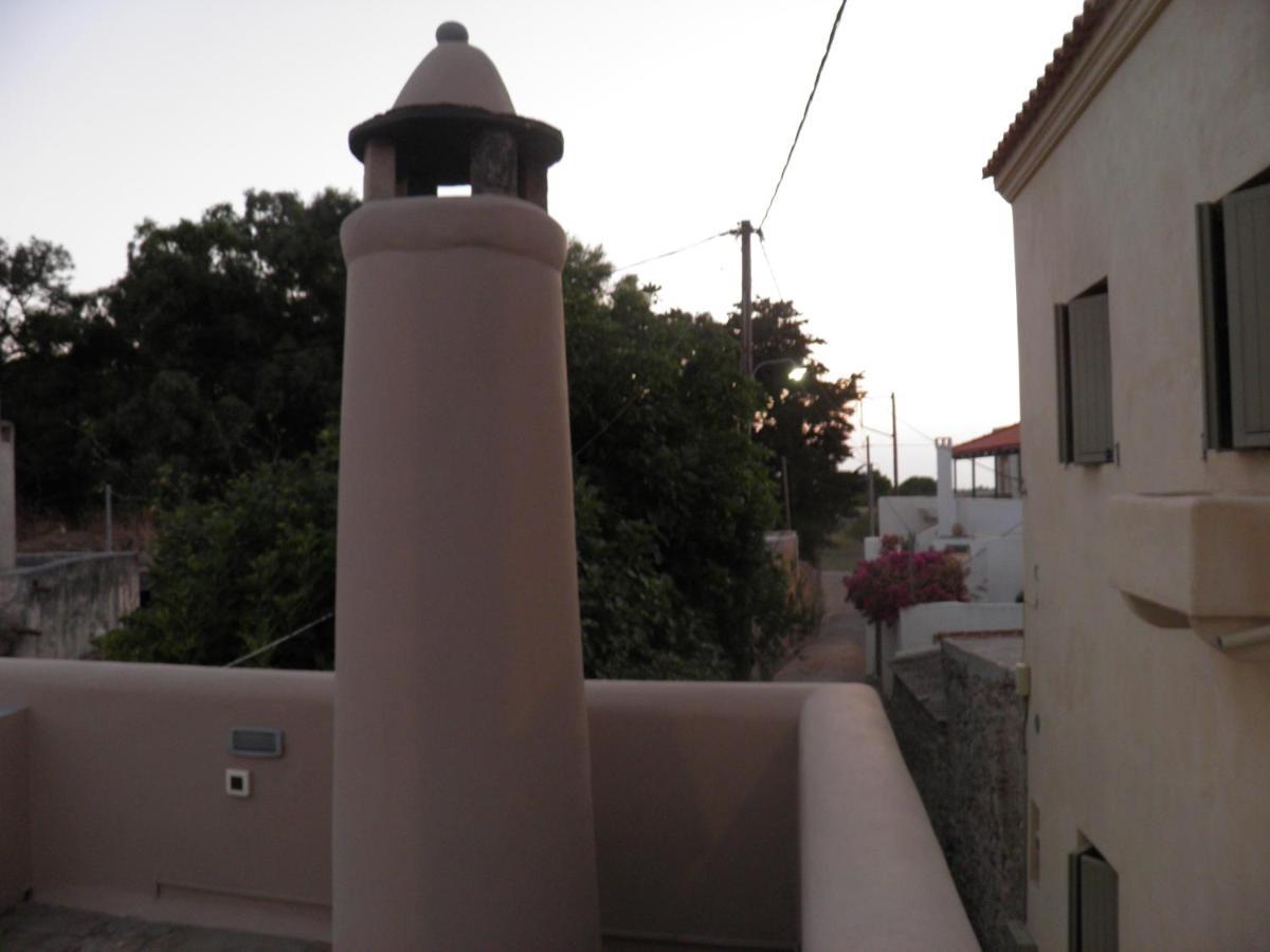Frillingiánika Kytherian Traditional Home מראה חיצוני תמונה